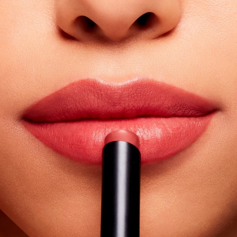 MAC Powder Kiss Velvet Blur Slim Stick 2 Gr. - Brickthrough - Billede 4