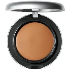 MAC Studio Fix Tech Cream-To-Powder Foundation 10 Gr. - NC37