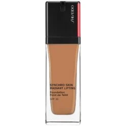 Shiseido Synchro Skin Radiant Foundation SPF 30 - 30 Ml - 410 Sunstone